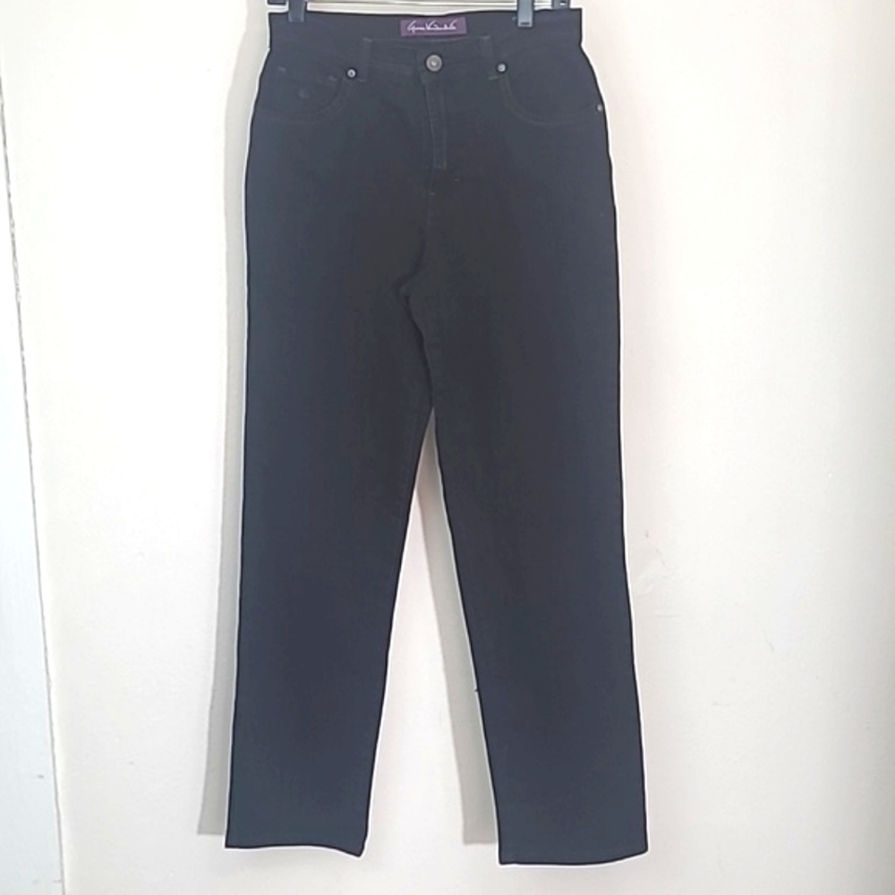 Gloria Vanderbilt Amanda black jeans flap pocket high waist straight leg Relaxed